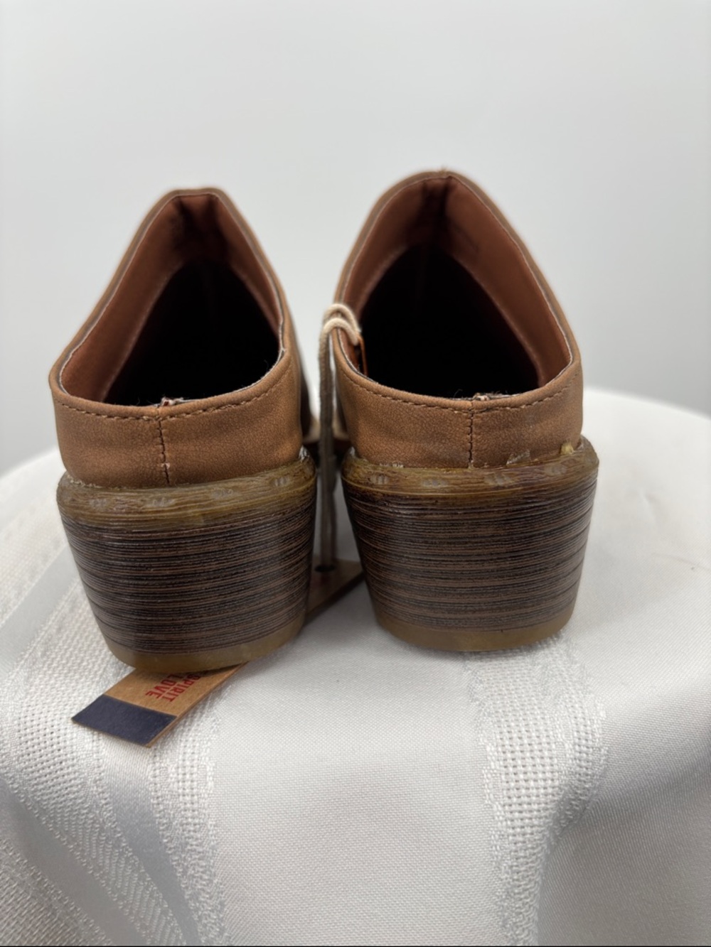 American Rag Segovia Slip-on Shoes, Size 7 - Picture 3 of 4